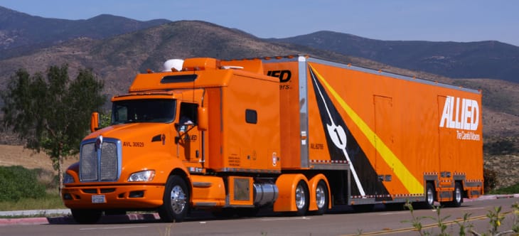 Hendra Moving and Storage truck on the road