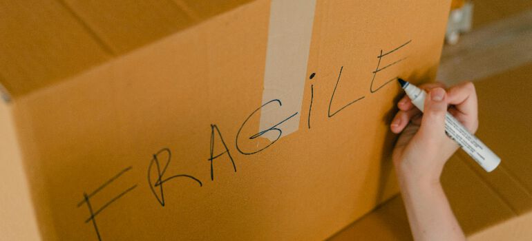 a box with "fragile" on it