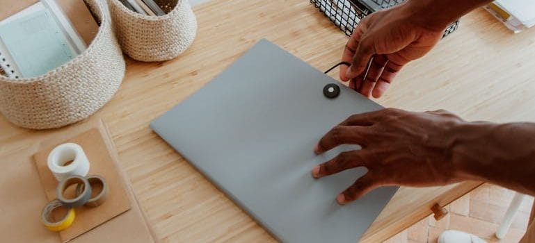 documents as Items People Forget When Moving