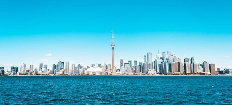 Things to Know When Moving to Ontario and Toronto