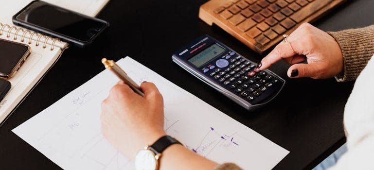 Hiring Local Movers in BC and making calculations
